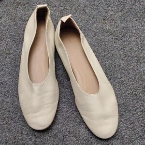 Everlane Day Glove Cream Italian Leather Flats